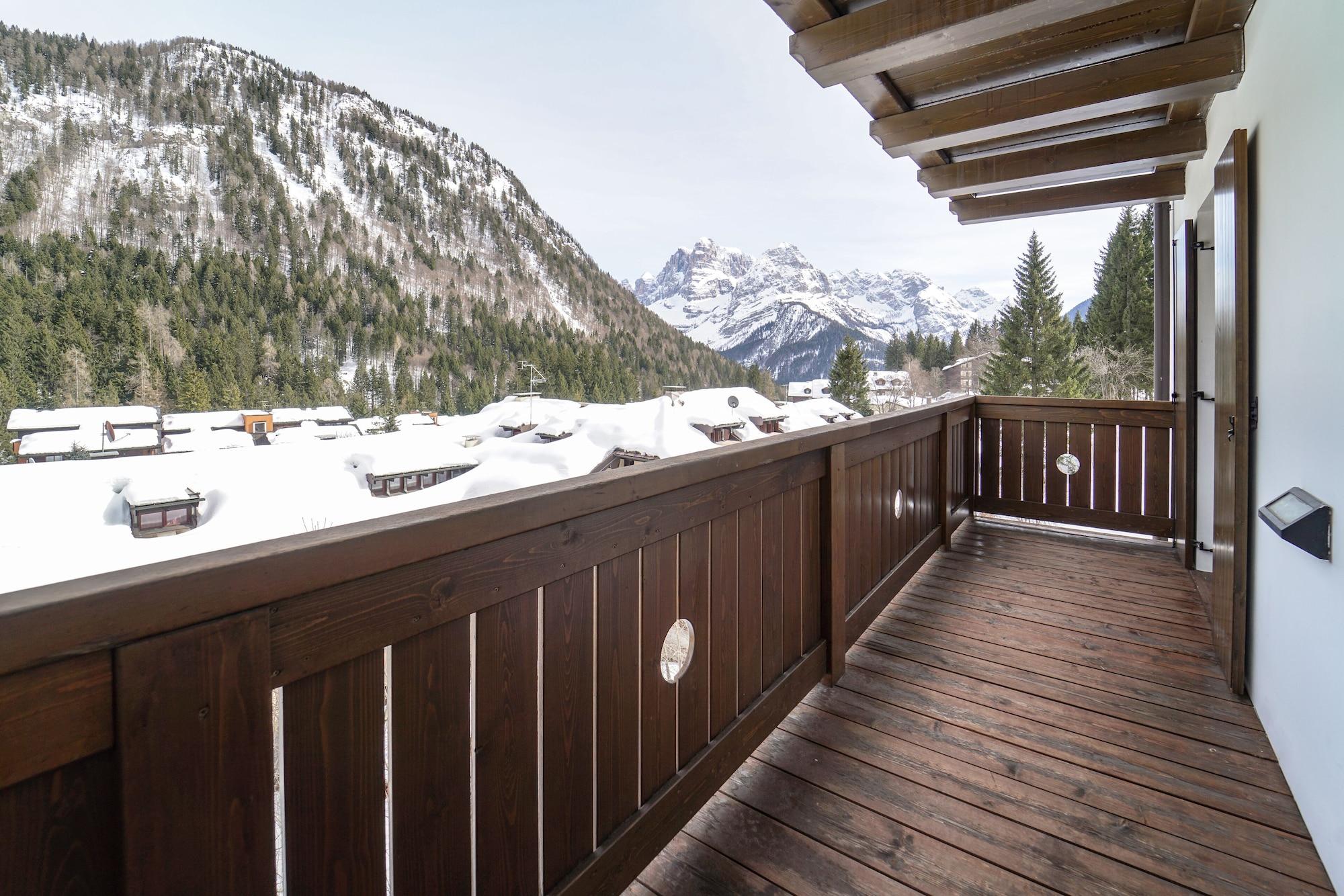 Hotel Perla Madonna di Campiglio Exterior photo