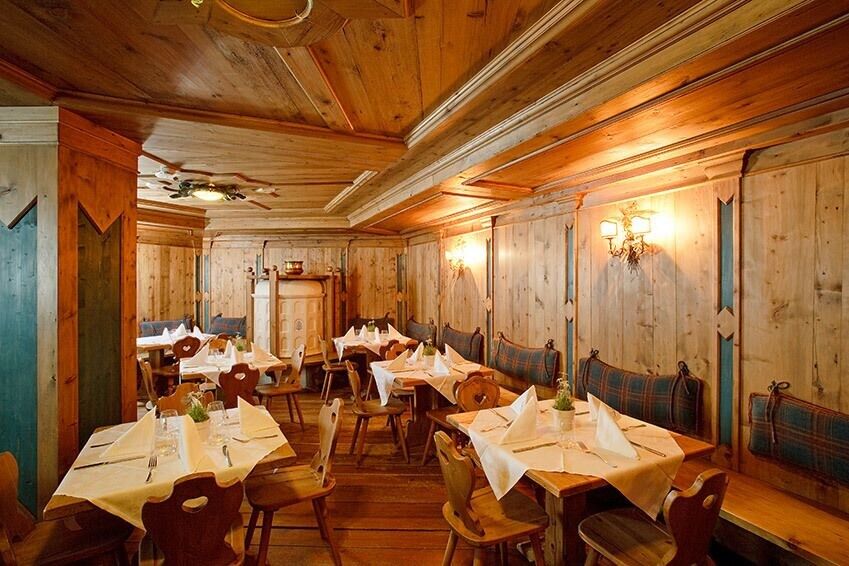 Hotel Perla Madonna di Campiglio Exterior photo